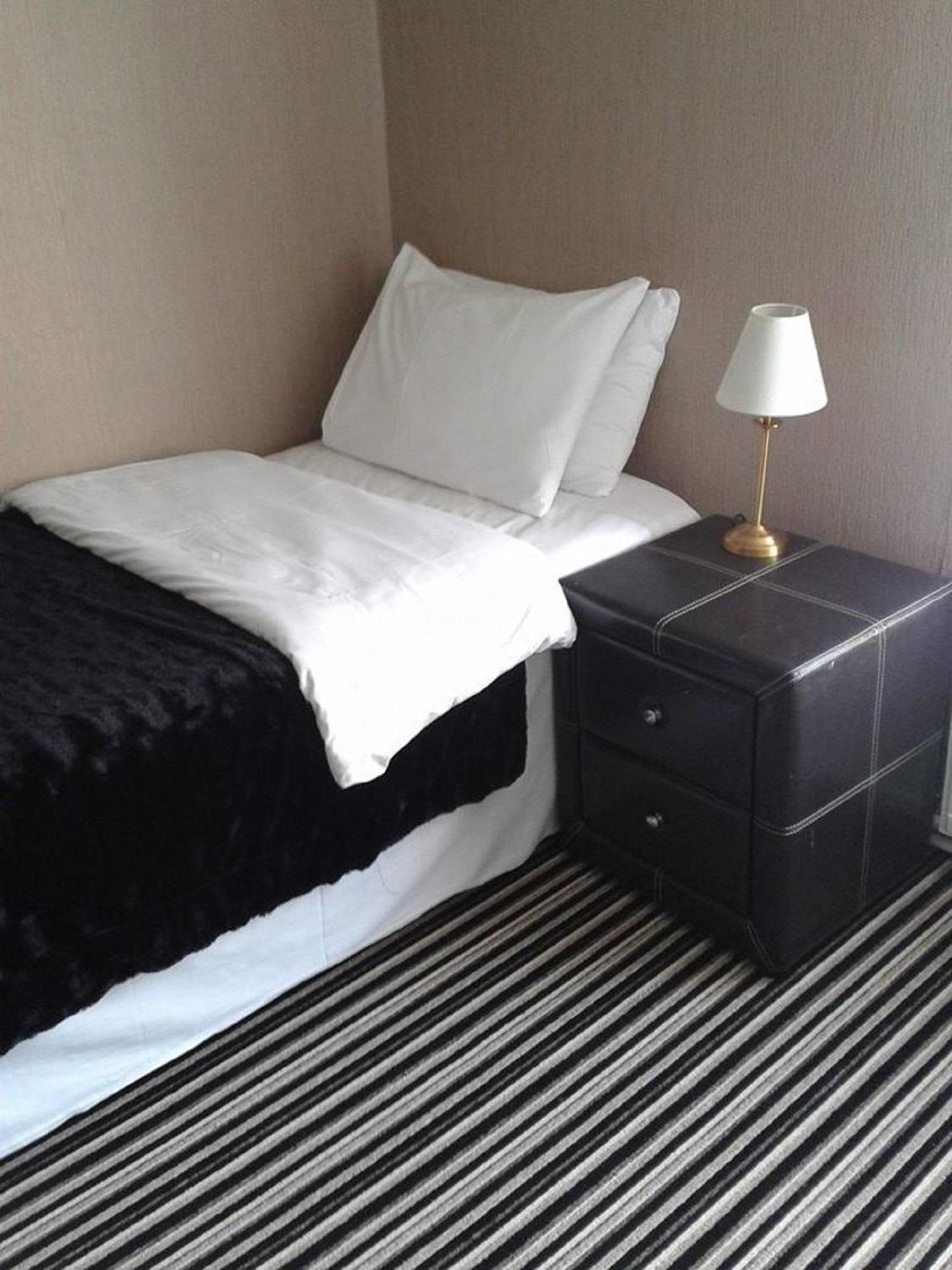 Amber Guesthouse ダービー 部屋 写真