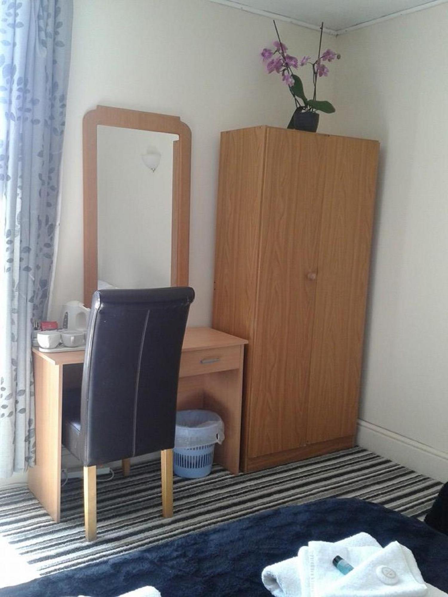 Amber Guesthouse ダービー 部屋 写真